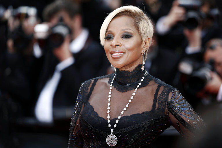 5 Financial Lessons We Can Learn from Mary J. Blige - The Little CPA